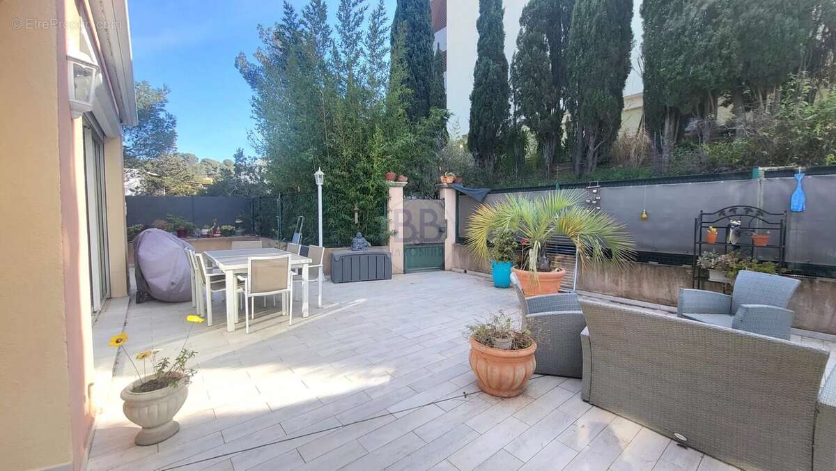 Appartement à SAINT-RAPHAEL