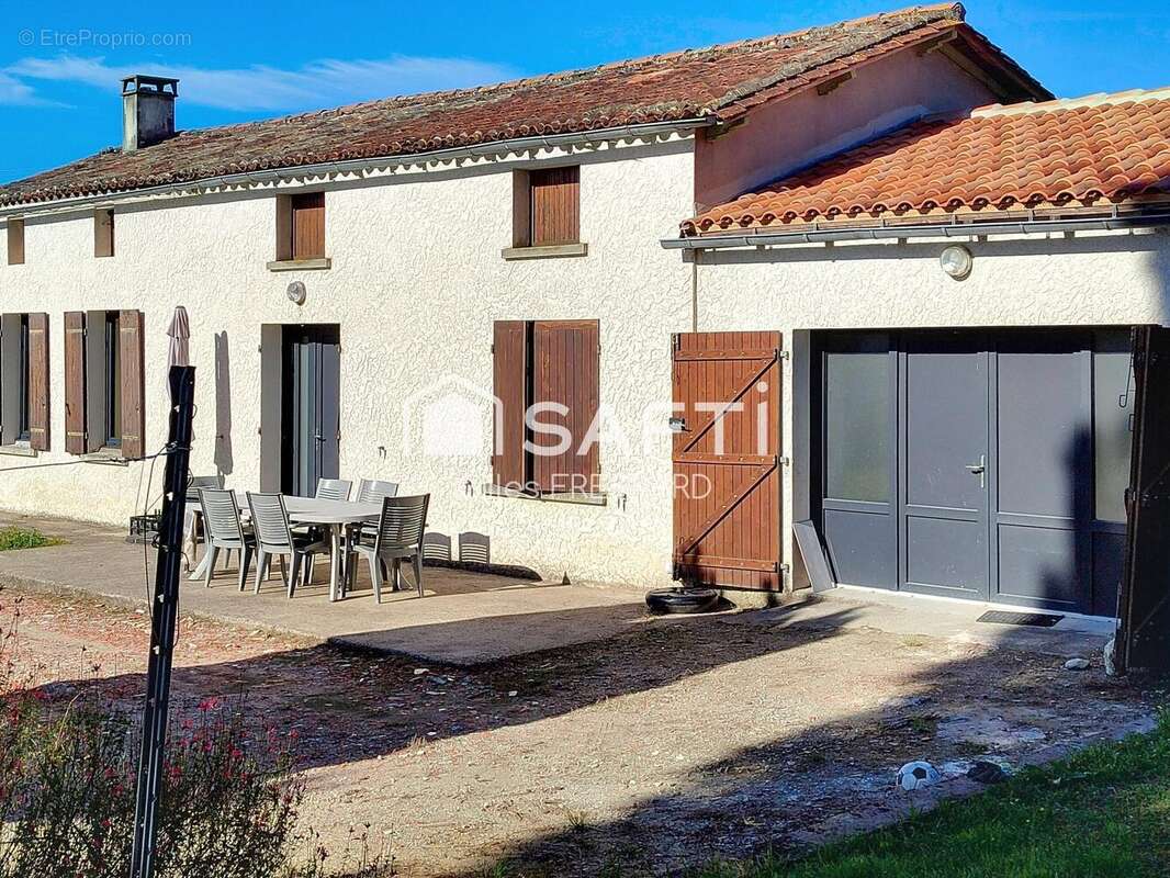 Photo 2 - Maison à CHADENAC