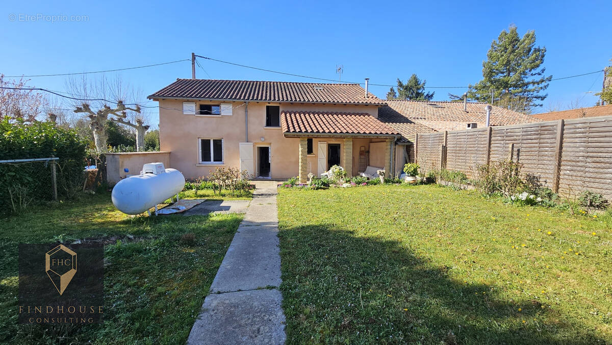 Maison à L&#039;ISLE-EN-DODON