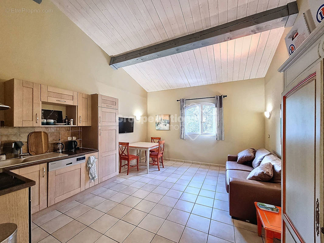 Appartement à CALLIAN