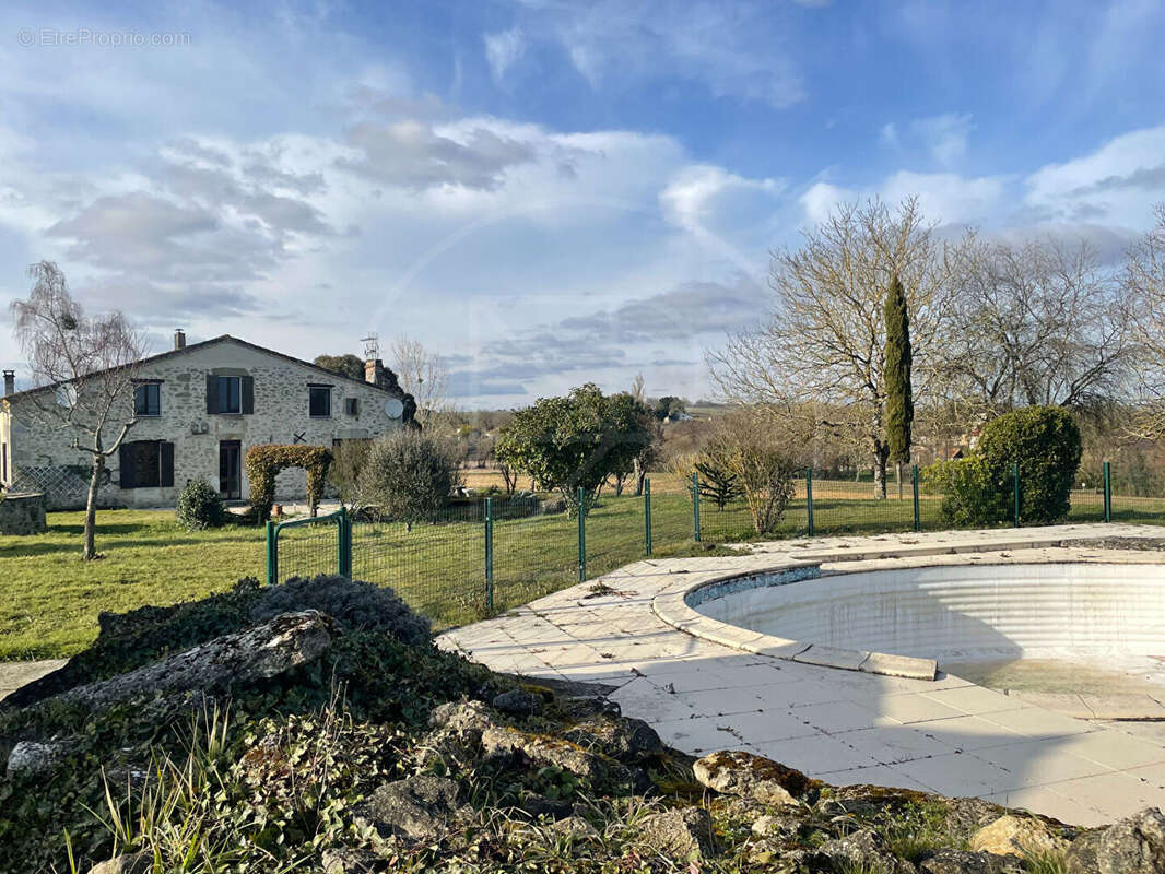 Maison à SAUVETERRE-DE-GUYENNE