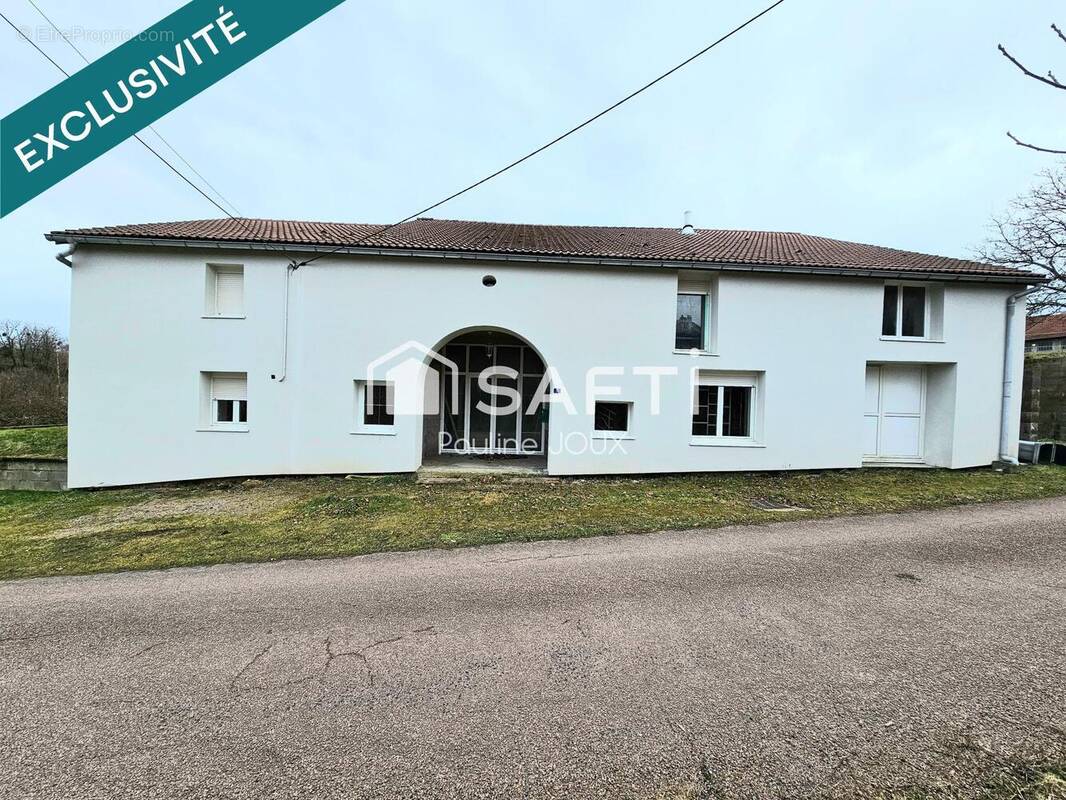 Photo 1 - Maison à DOMMARTIN-AUX-BOIS