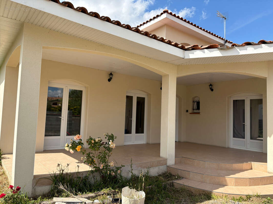 Maison à FROUZINS