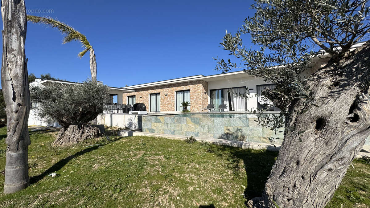 Maison à NIMES