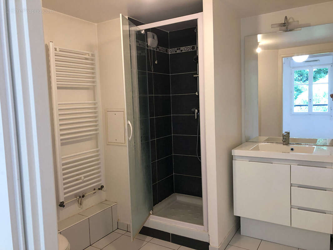 Appartement à BUC