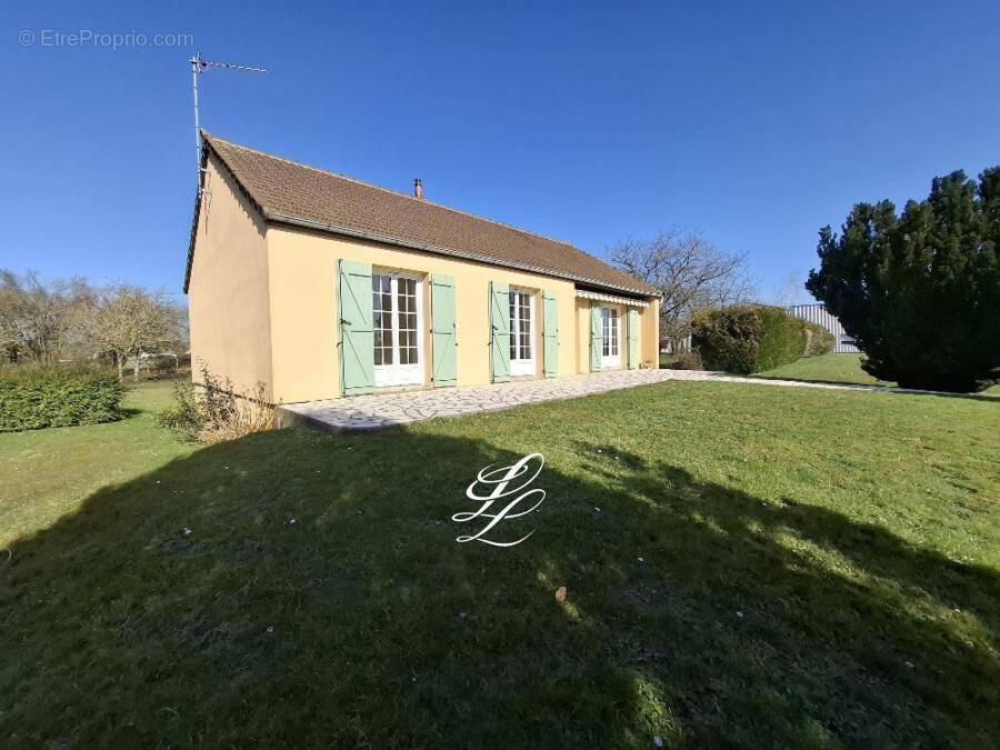 Maison à TRANGE