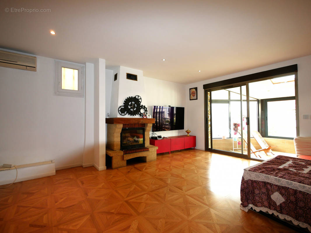 Maison à STAINS