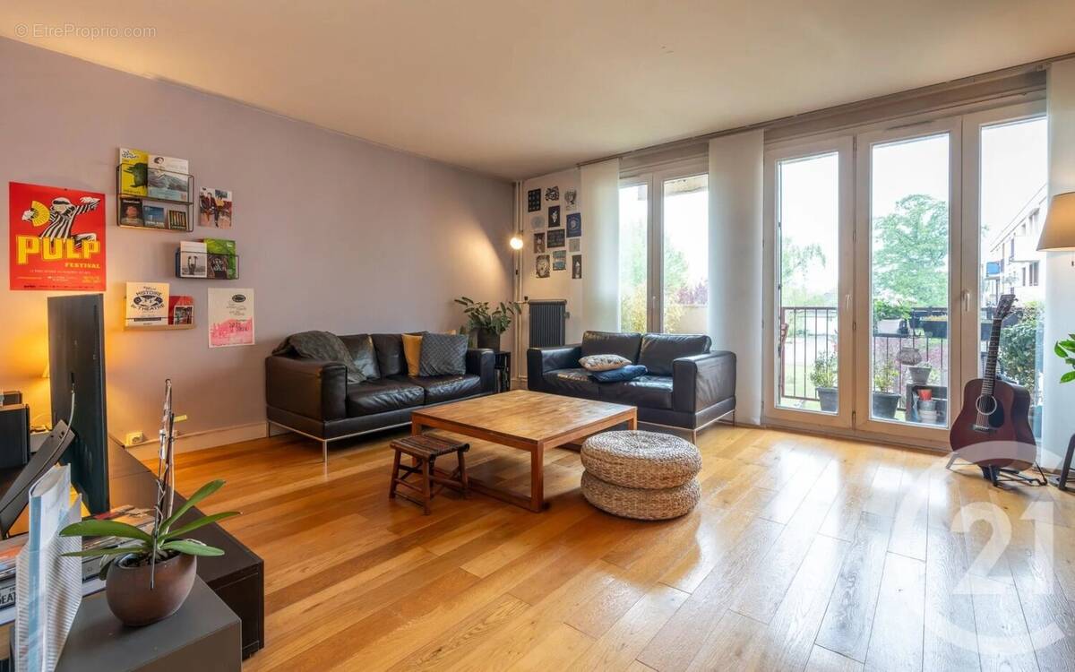 Appartement à LE PLESSIS-TREVISE