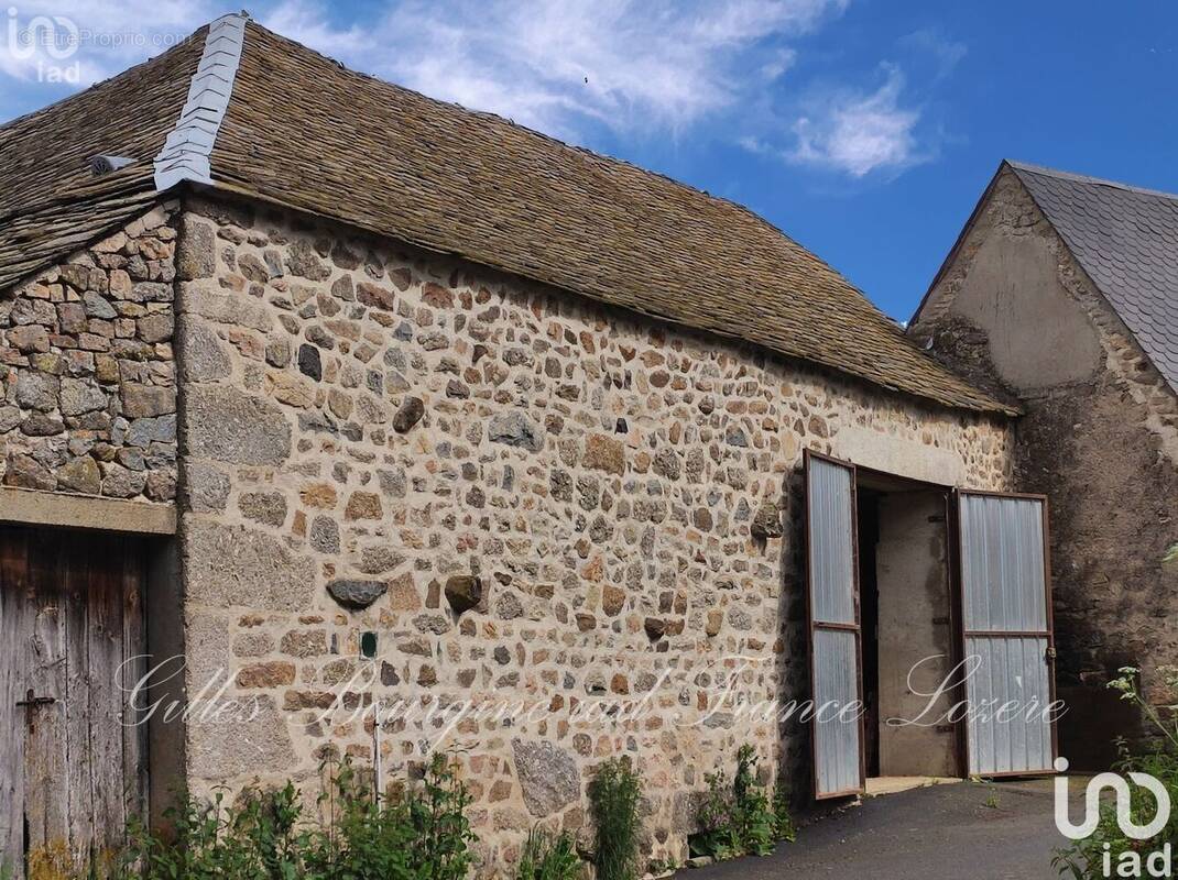 Photo 1 - Maison à AUMONT-AUBRAC