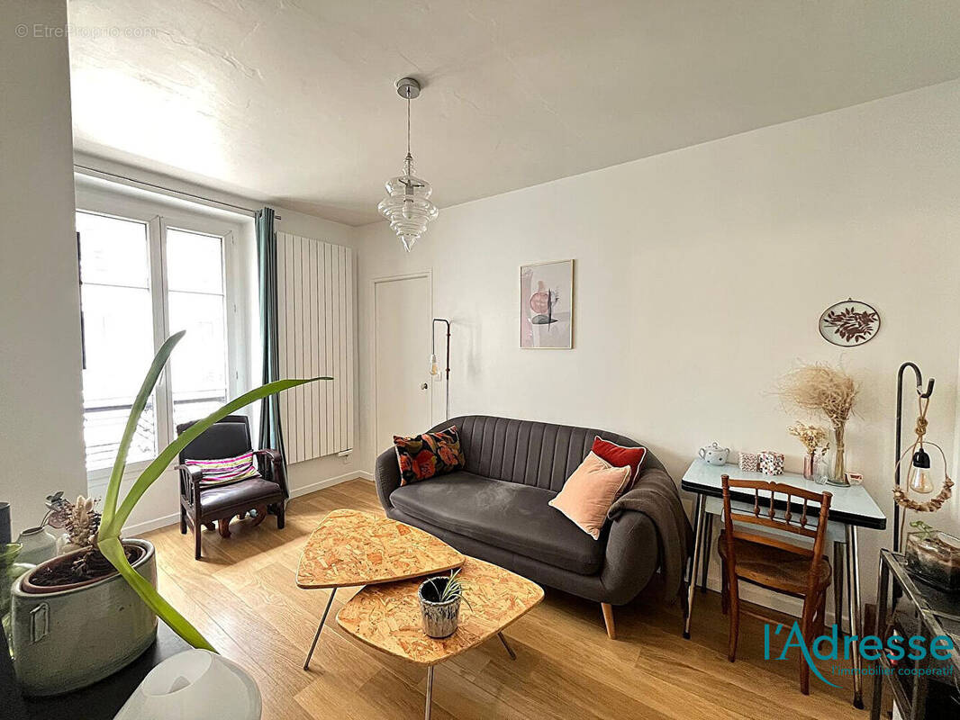 Appartement à PARIS-20E