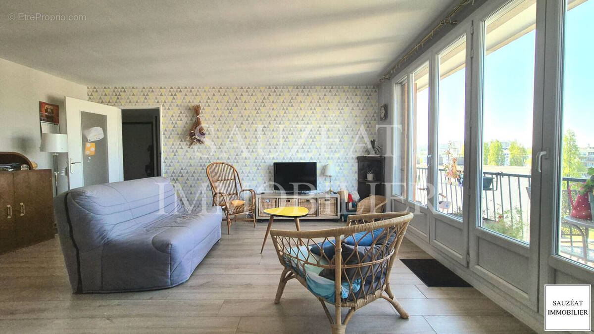 Appartement à BAGNEUX