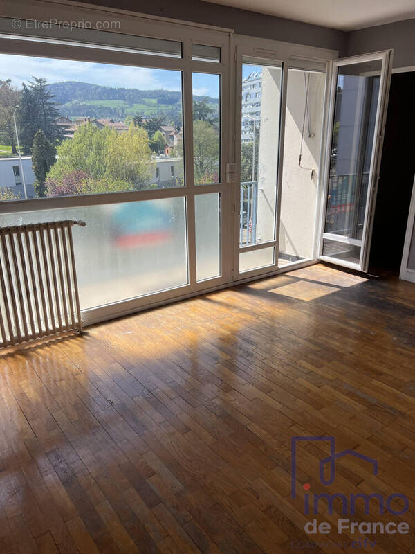 Appartement à FIRMINY
