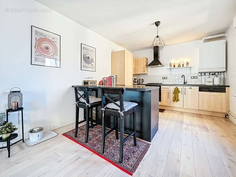 Appartement à CRAPONNE