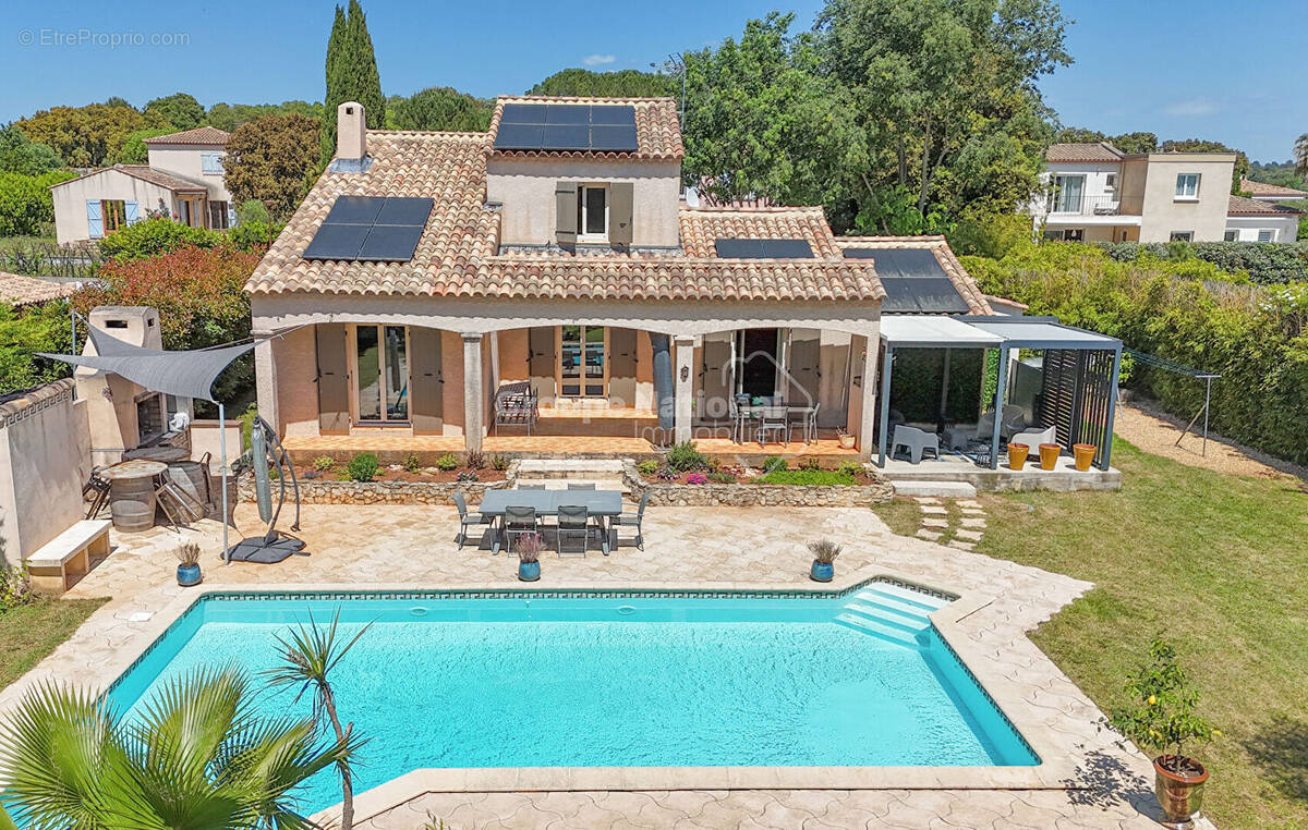 Maison à SUSSARGUES