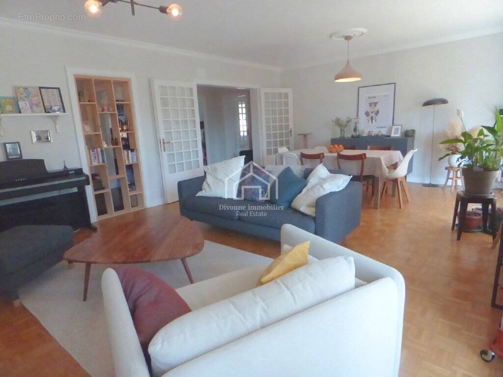 Appartement à DIVONNE-LES-BAINS