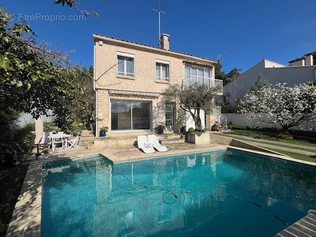 Maison à NIMES