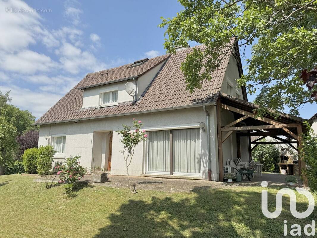 Photo 1 - Maison à MENNECY