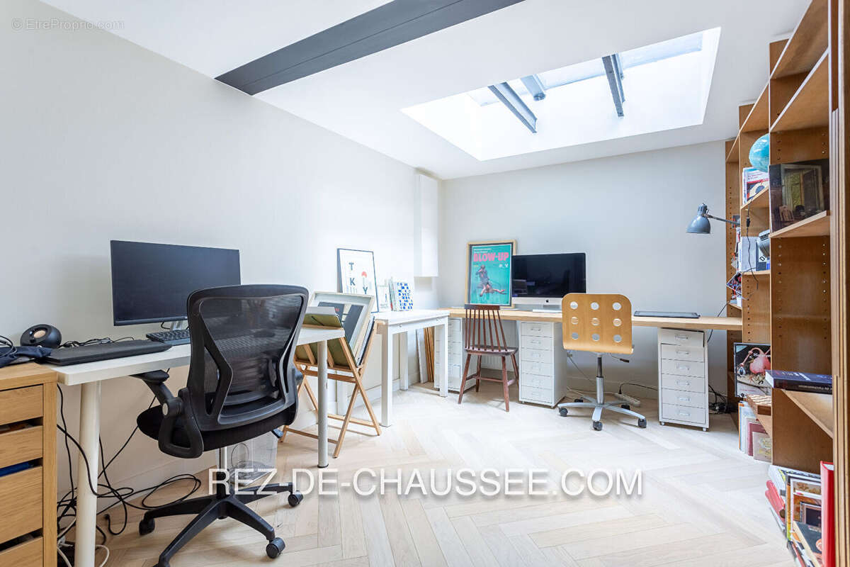 Maison à PARIS-10E