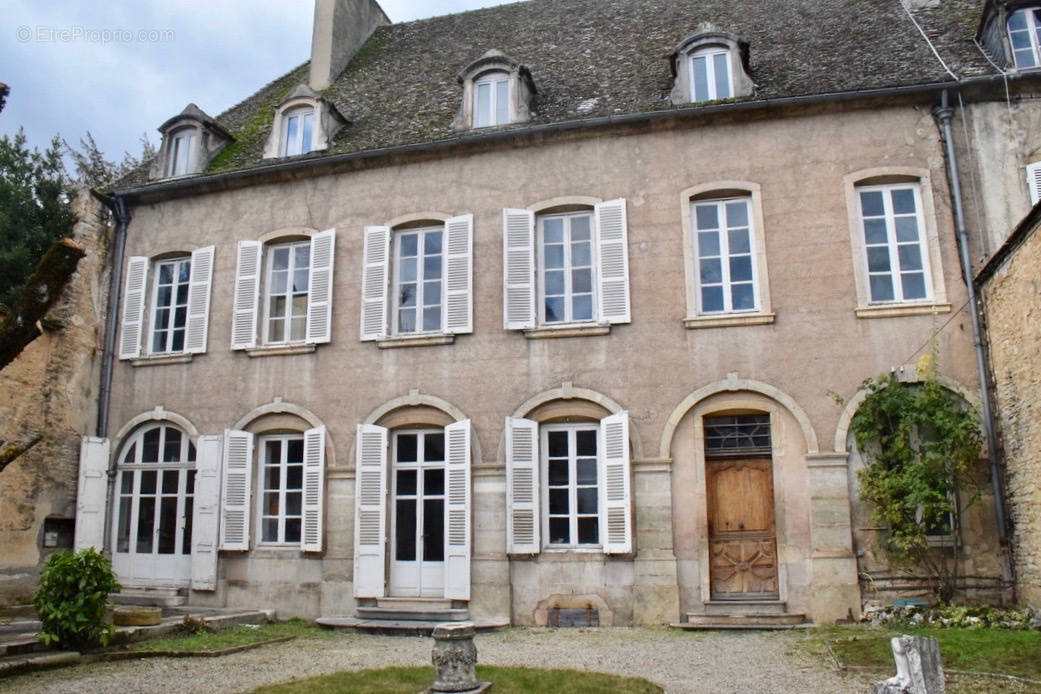 Maison à BEAUNE