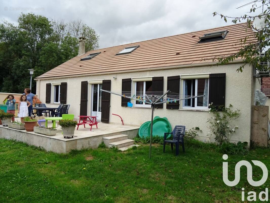 Photo 1 - Maison à POMMEUSE
