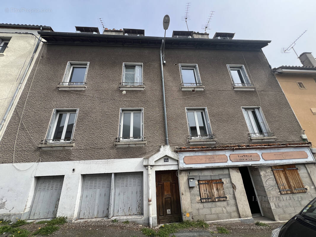 Appartement à THIERS