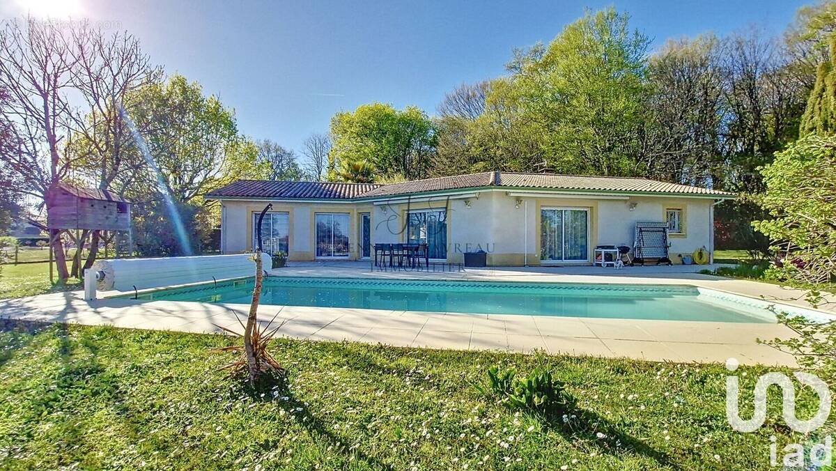 Photo 1 - Maison à CARIGNAN-DE-BORDEAUX