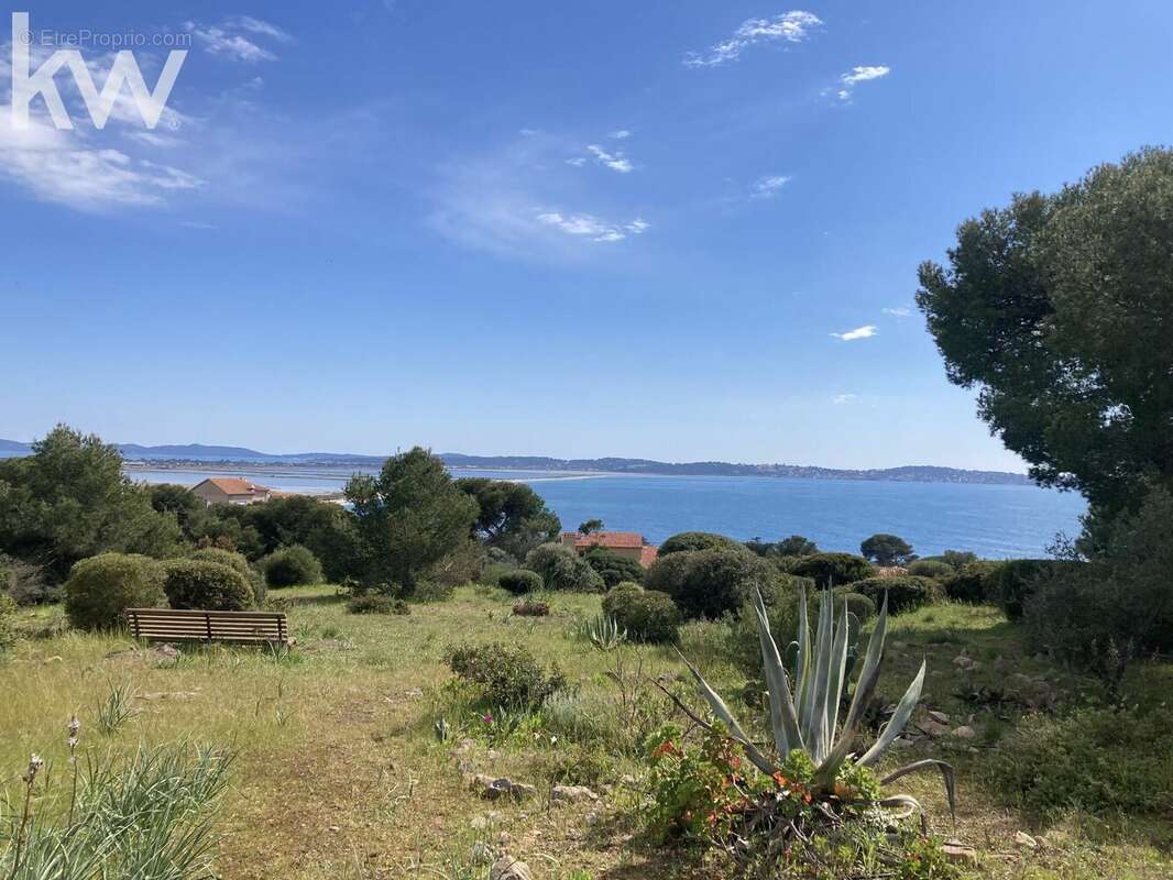 Appartement à HYERES