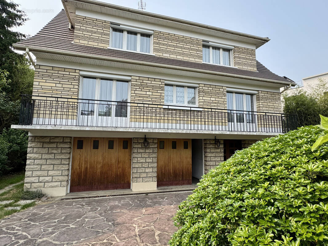 Maison à BRY-SUR-MARNE