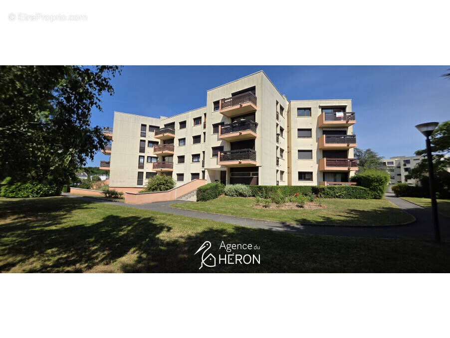 Appartement à SAINT-MICHEL-SUR-ORGE