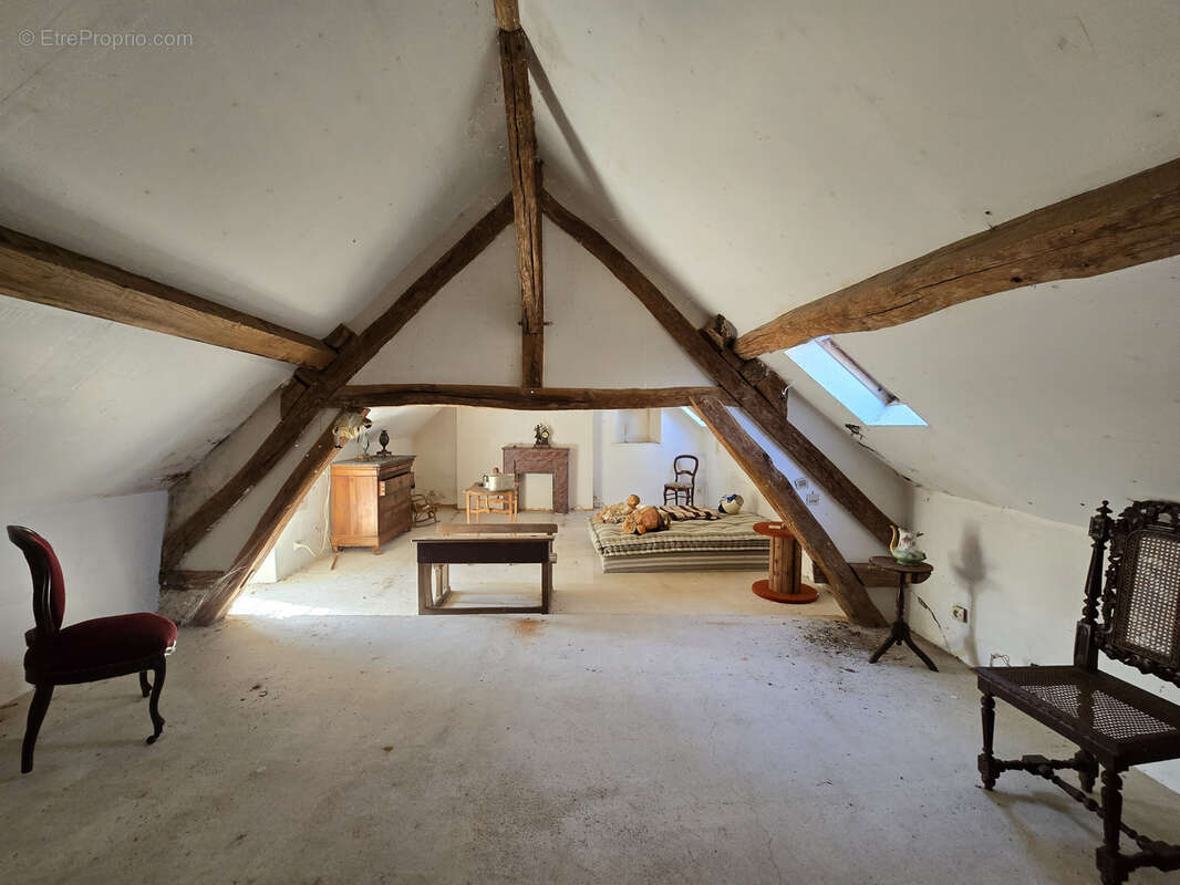 Maison à BETON-BAZOCHES