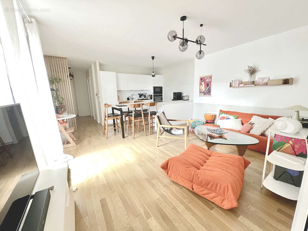 Appartement à SAINT-MAUR-DES-FOSSES