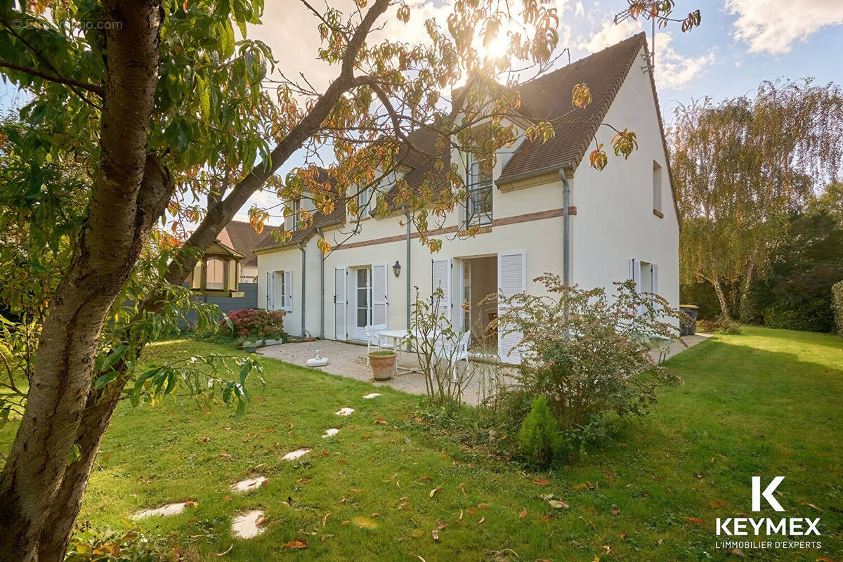 Maison à ENNERY