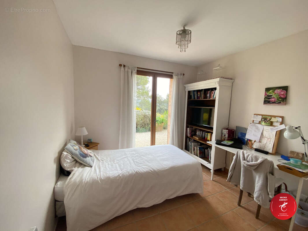 Chambre 2 - Maison à LES ARCS