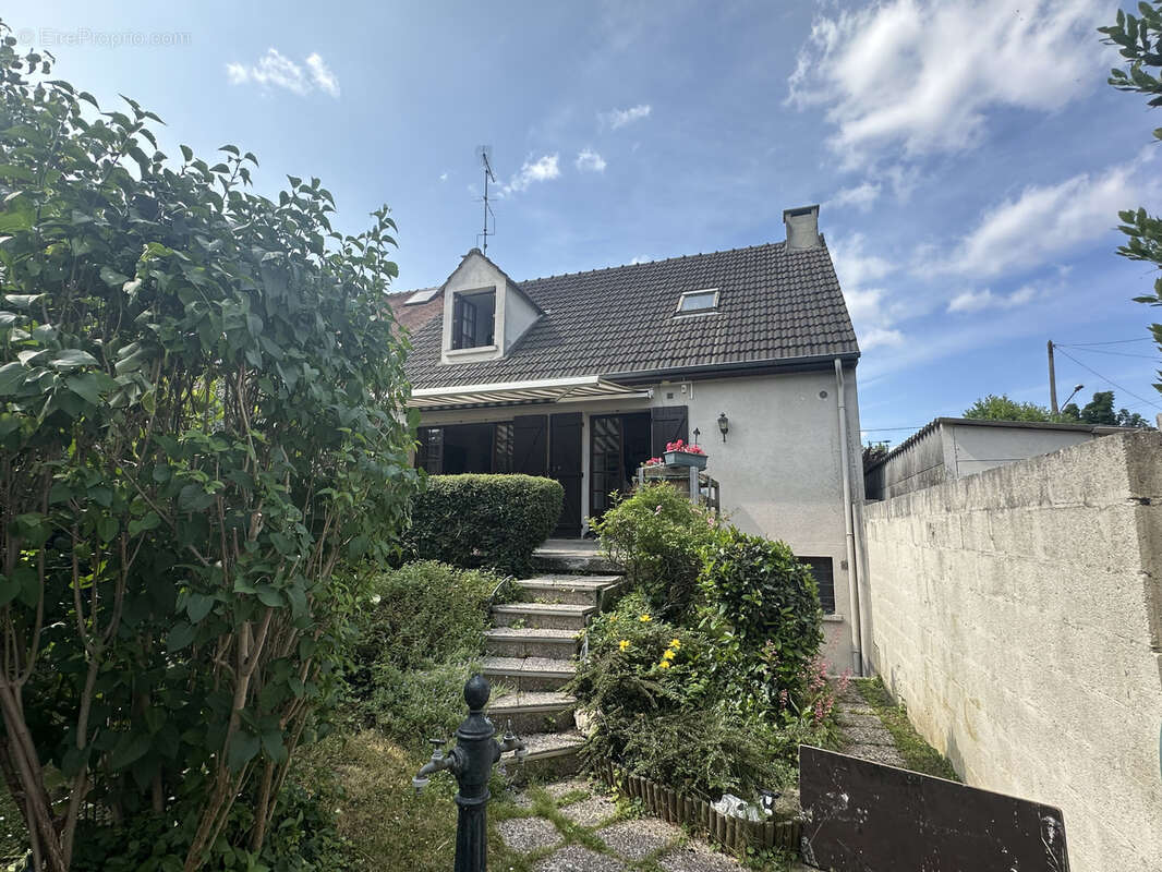 Maison à STAINS