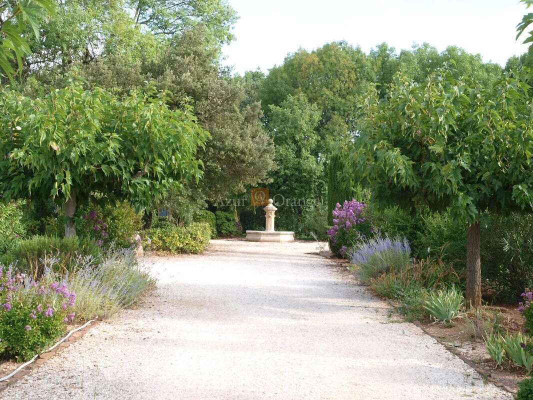Maison à LE CANNET-DES-MAURES