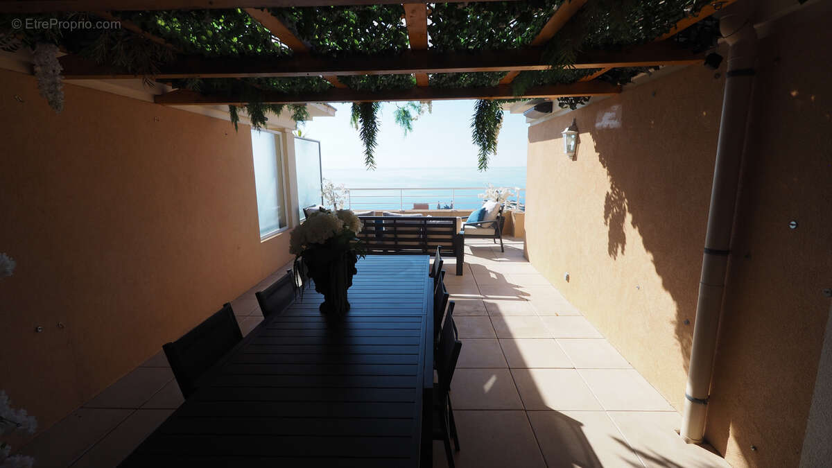 Appartement à BEAUSOLEIL