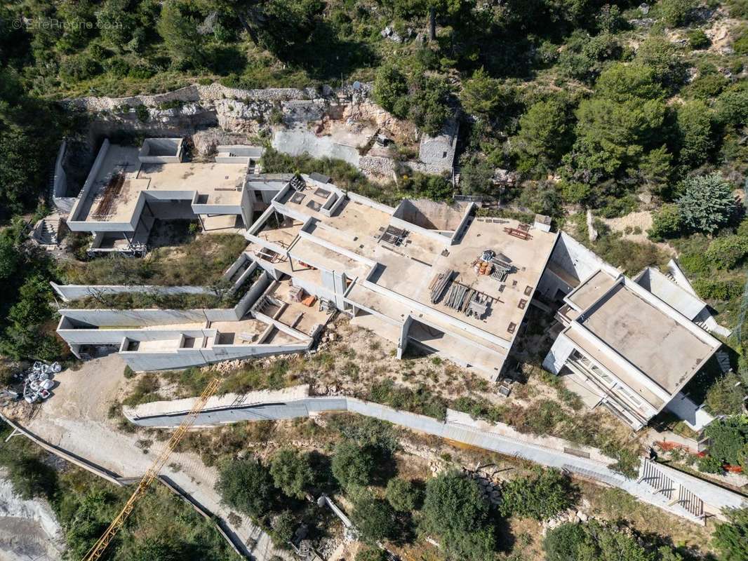 Maison à EZE