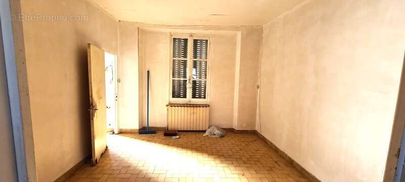 Maison à LAVAVEIX-LES-MINES