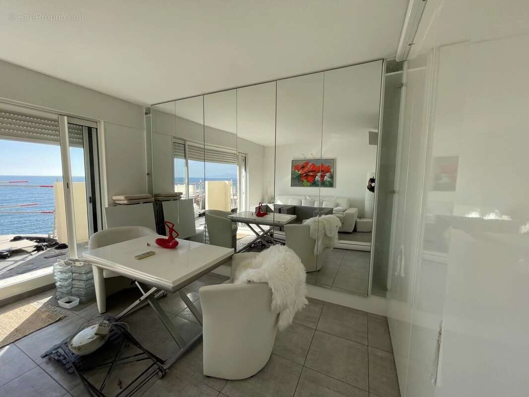 Appartement à SAINT-RAPHAEL