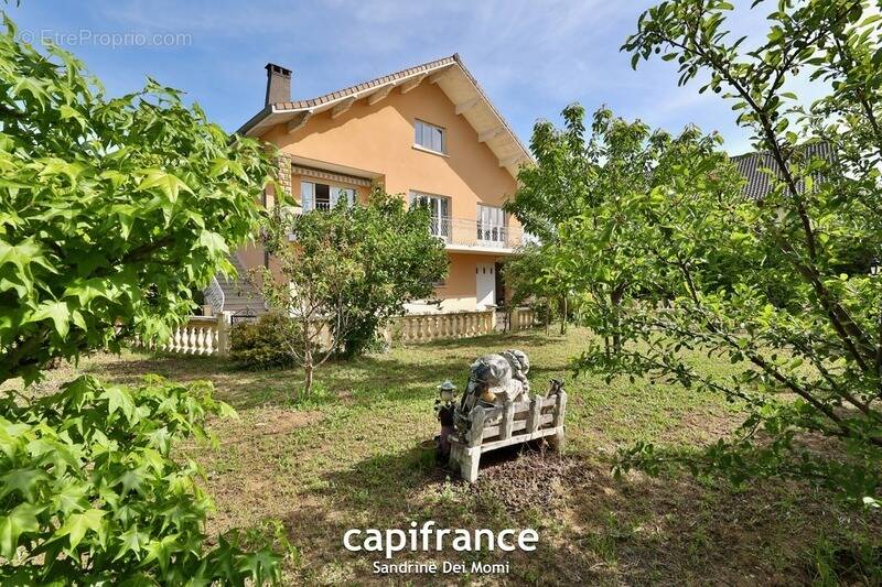 Maison à CHAPONOST