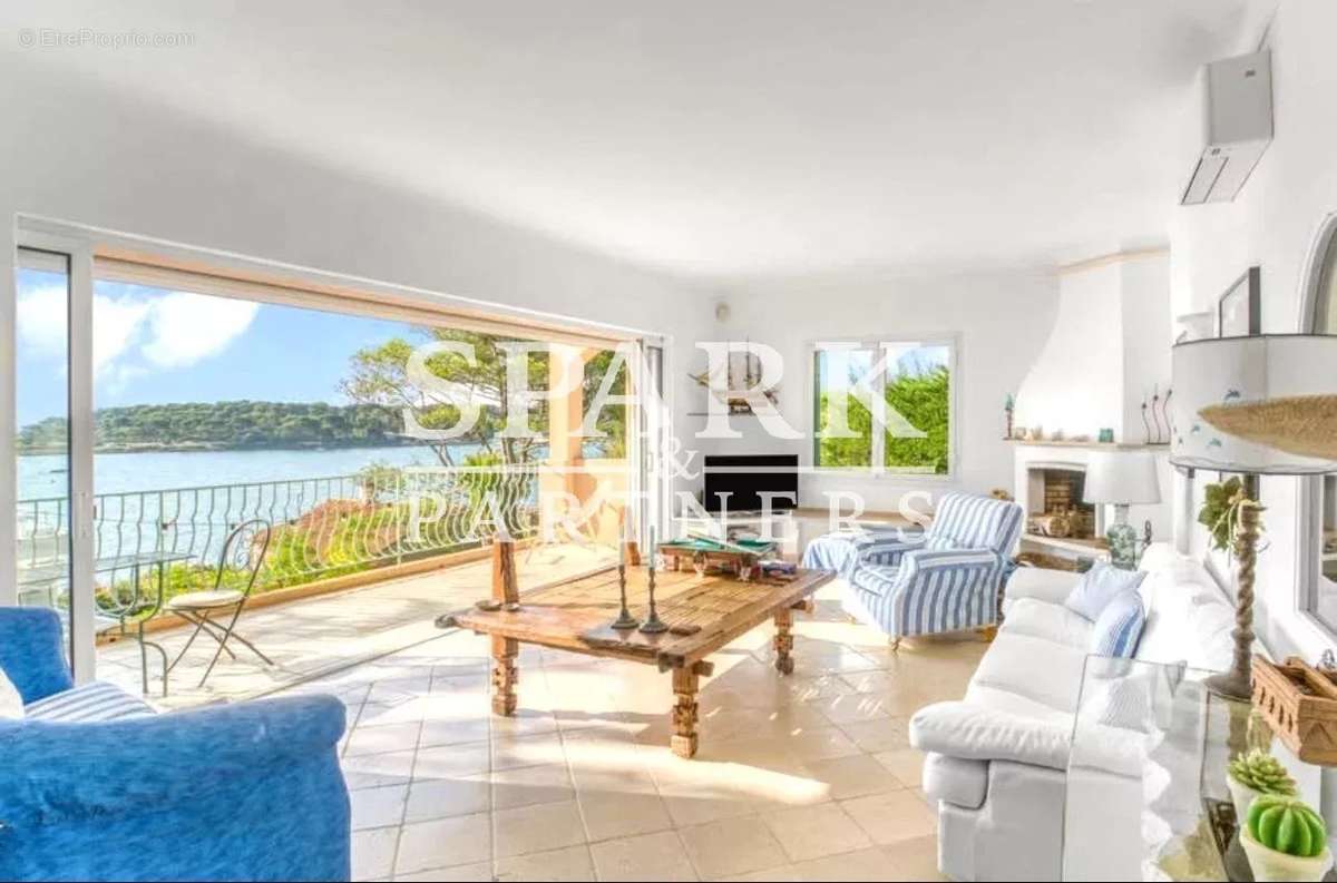 Maison à ANTIBES