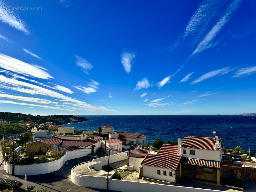 Appartement à SIX-FOURS-LES-PLAGES