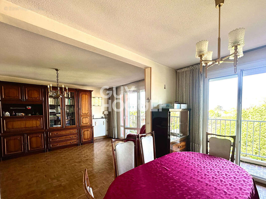 Appartement à CALUIRE-ET-CUIRE