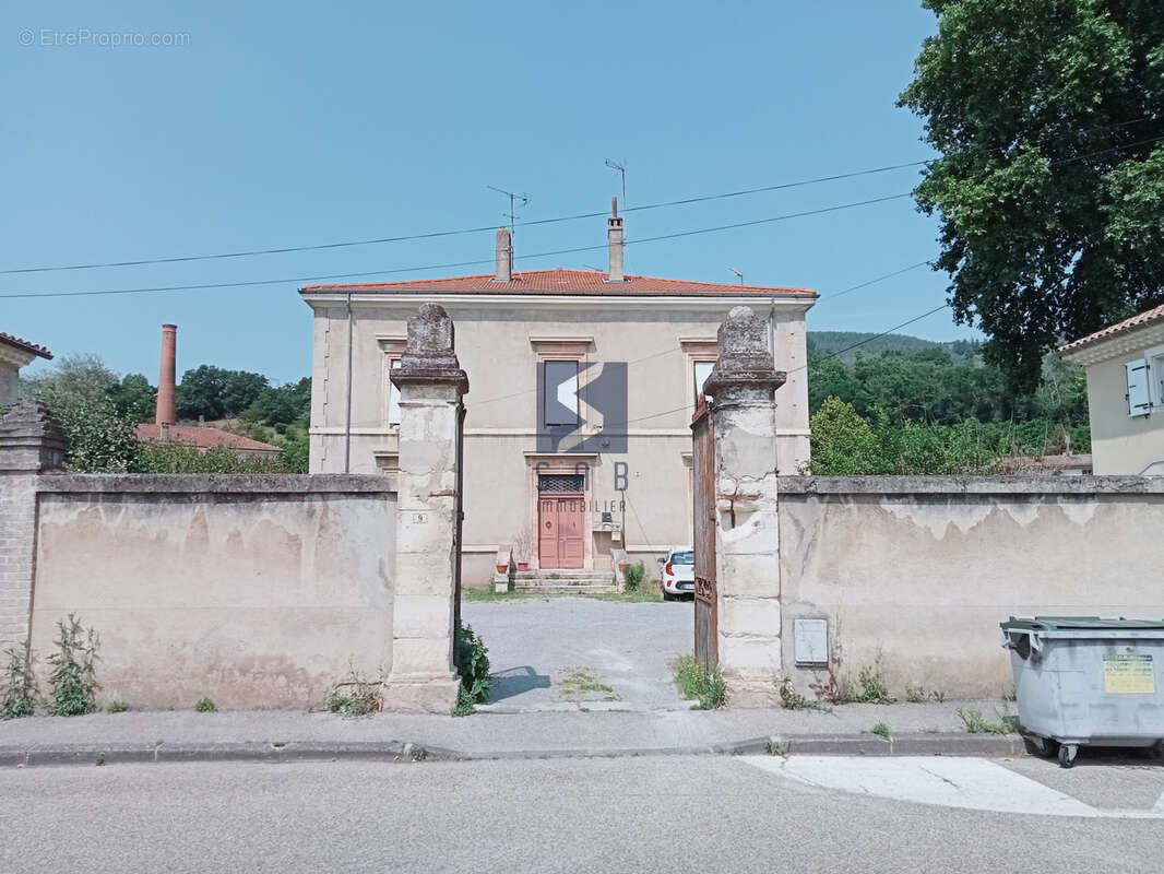 Appartement à LA VOULTE-SUR-RHONE