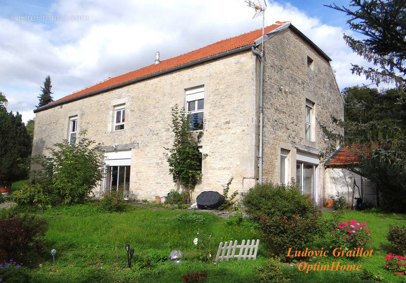 Maison à CHAUMONT