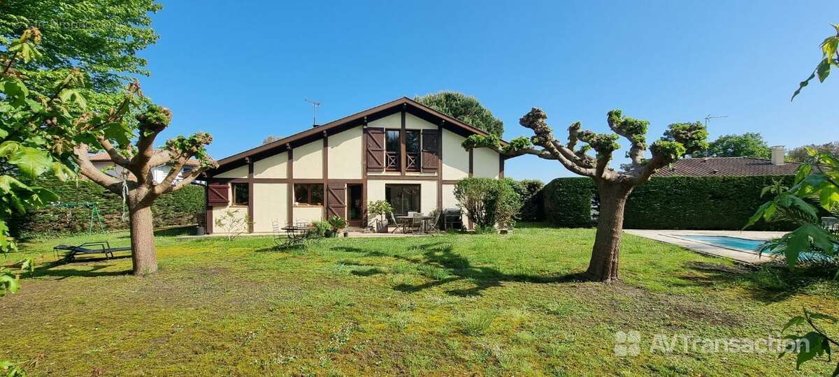 Maison à TOSSE