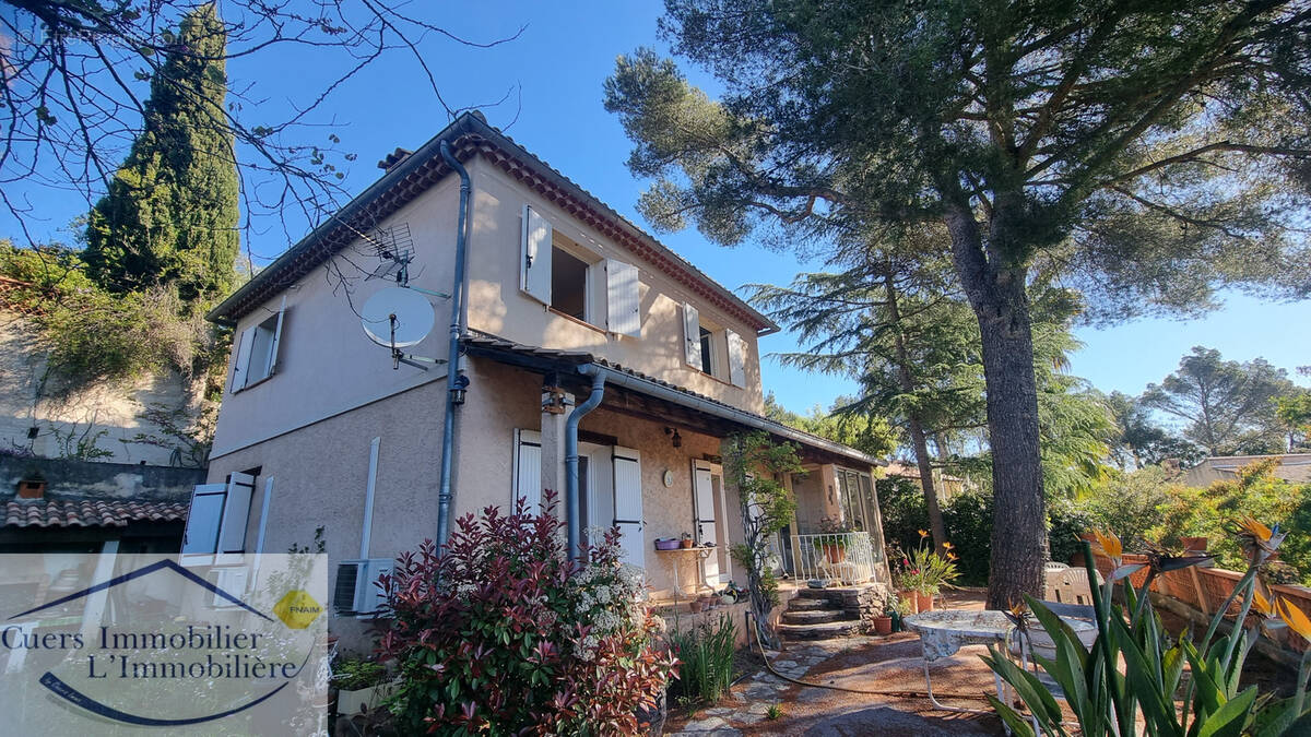 Maison à PIERREFEU-DU-VAR
