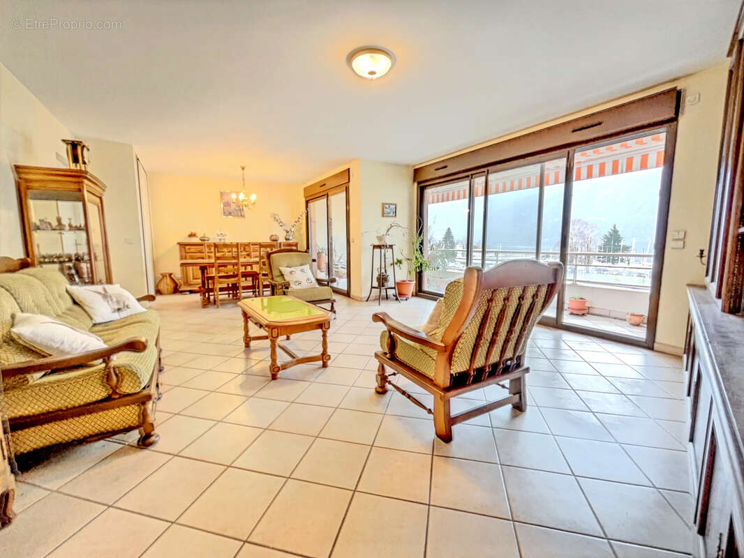 Appartement à AIX-LES-BAINS