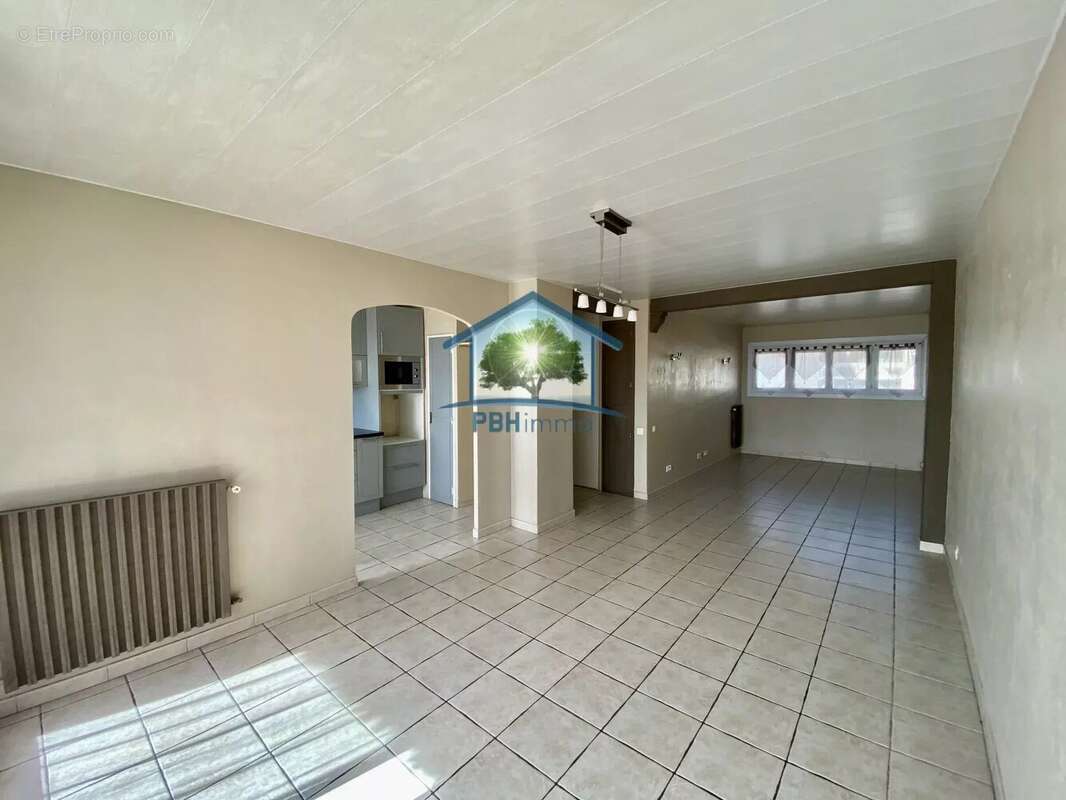 Appartement à MARSEILLE-15E