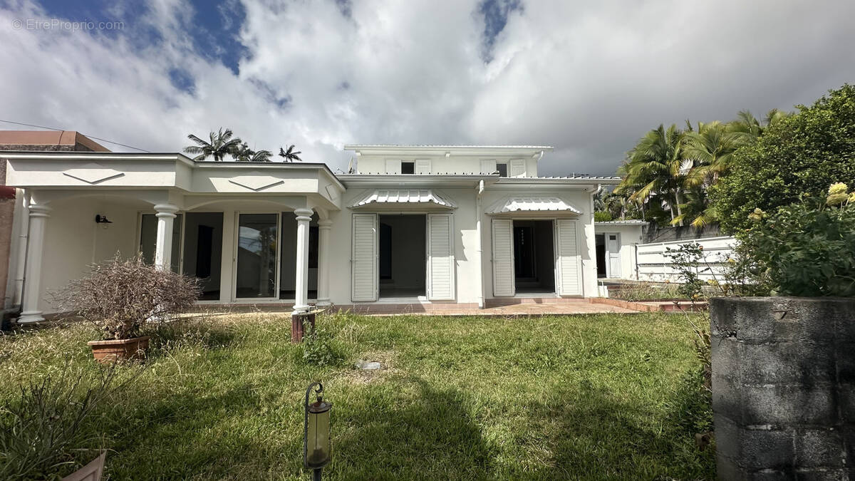 Maison à LE TAMPON